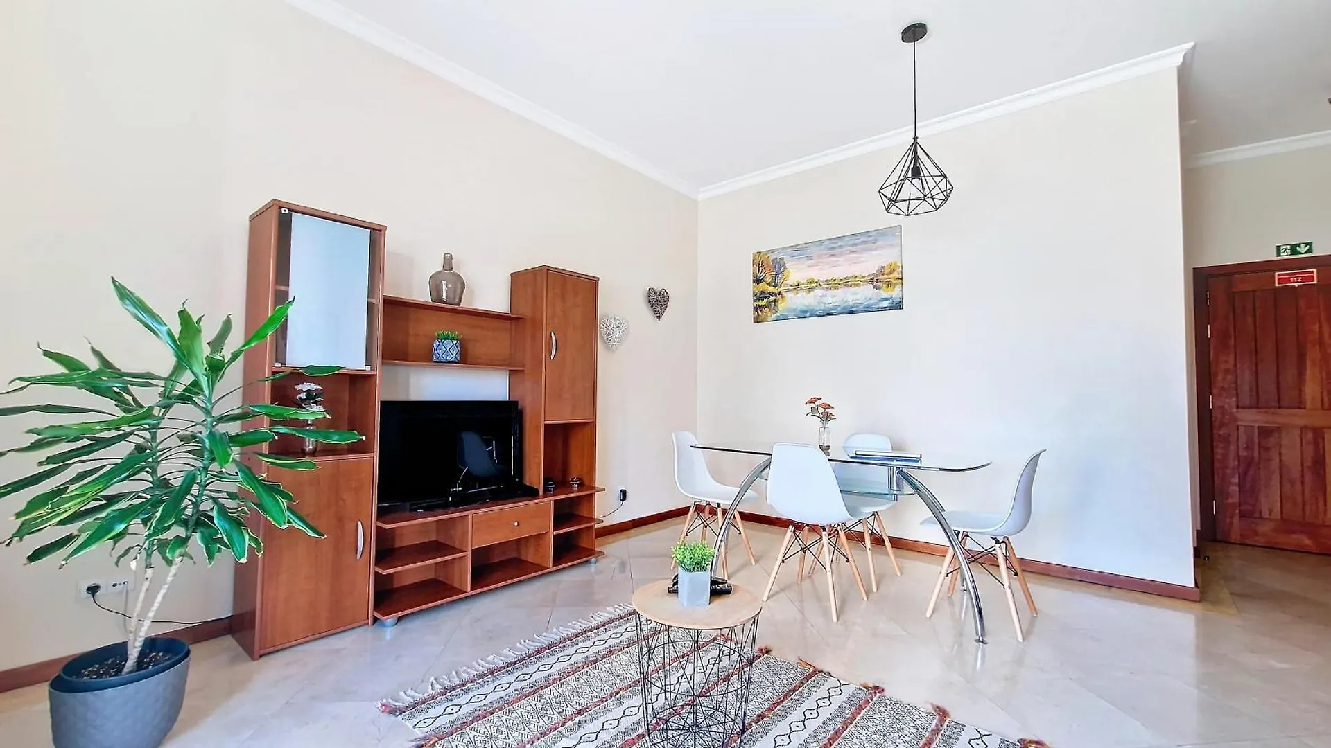 Theos Apartment By Lovelystay Funchal   Funchal (Madeira)