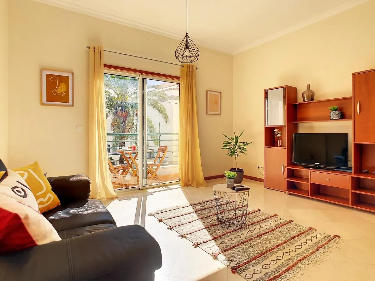 Theos Apartment By Lovelystay Funchal  0*, Funchal (Madeira) Portugalia